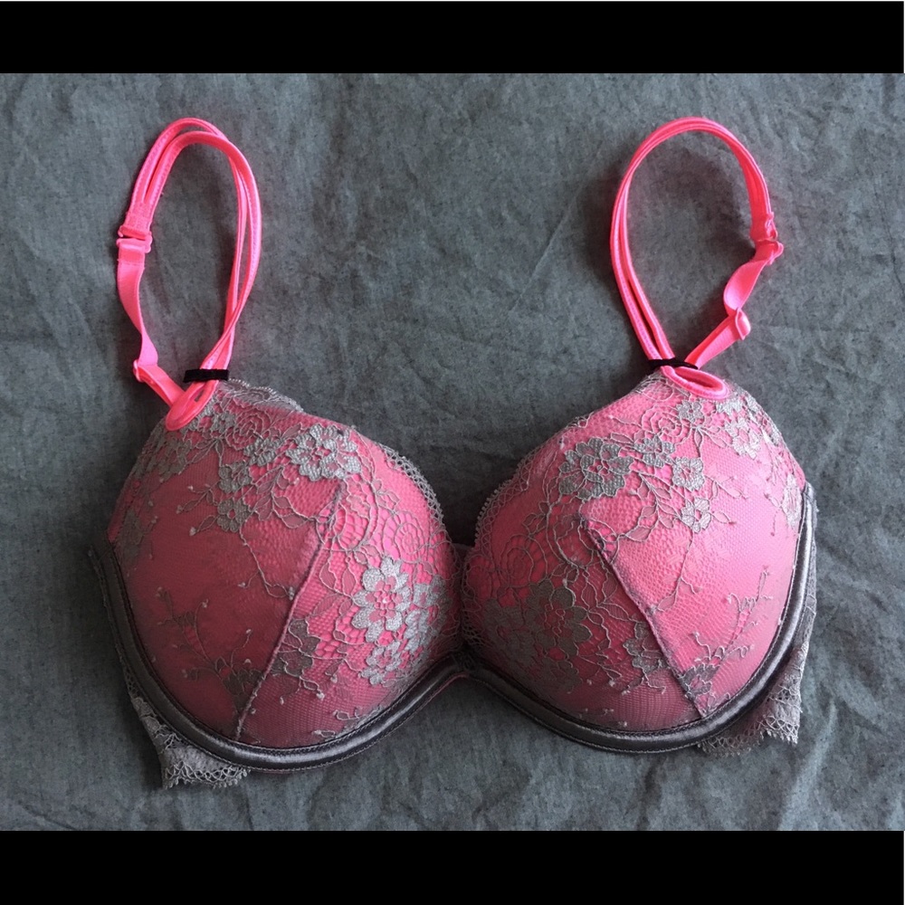 Victoria’s Secret Sexy Little Things Gorgeous Bra